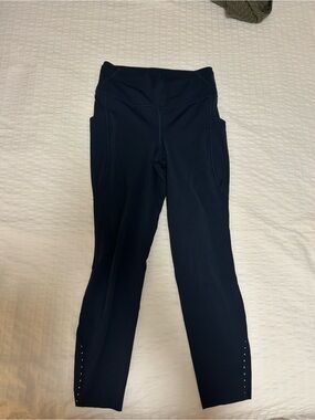 Lululemon fast and free high rise tight NAVY size 8